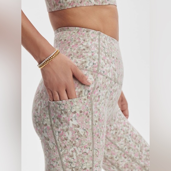 Varley Move Pocket High Legging 25" Rose Watercolor Floral BNWT - Picture 3 of 6